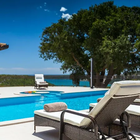 Holiday home Vlacich *