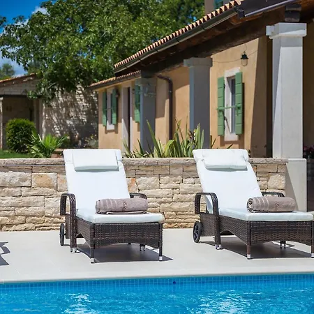Vlacich Holiday home Trgetari