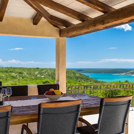 Vlacich Holiday home Trgetari